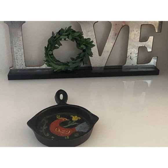 Vintage Mid Century Miniature Cast Iron Skillet Bird LHC‎ Japan Raised Relief - Picture 5 of 16